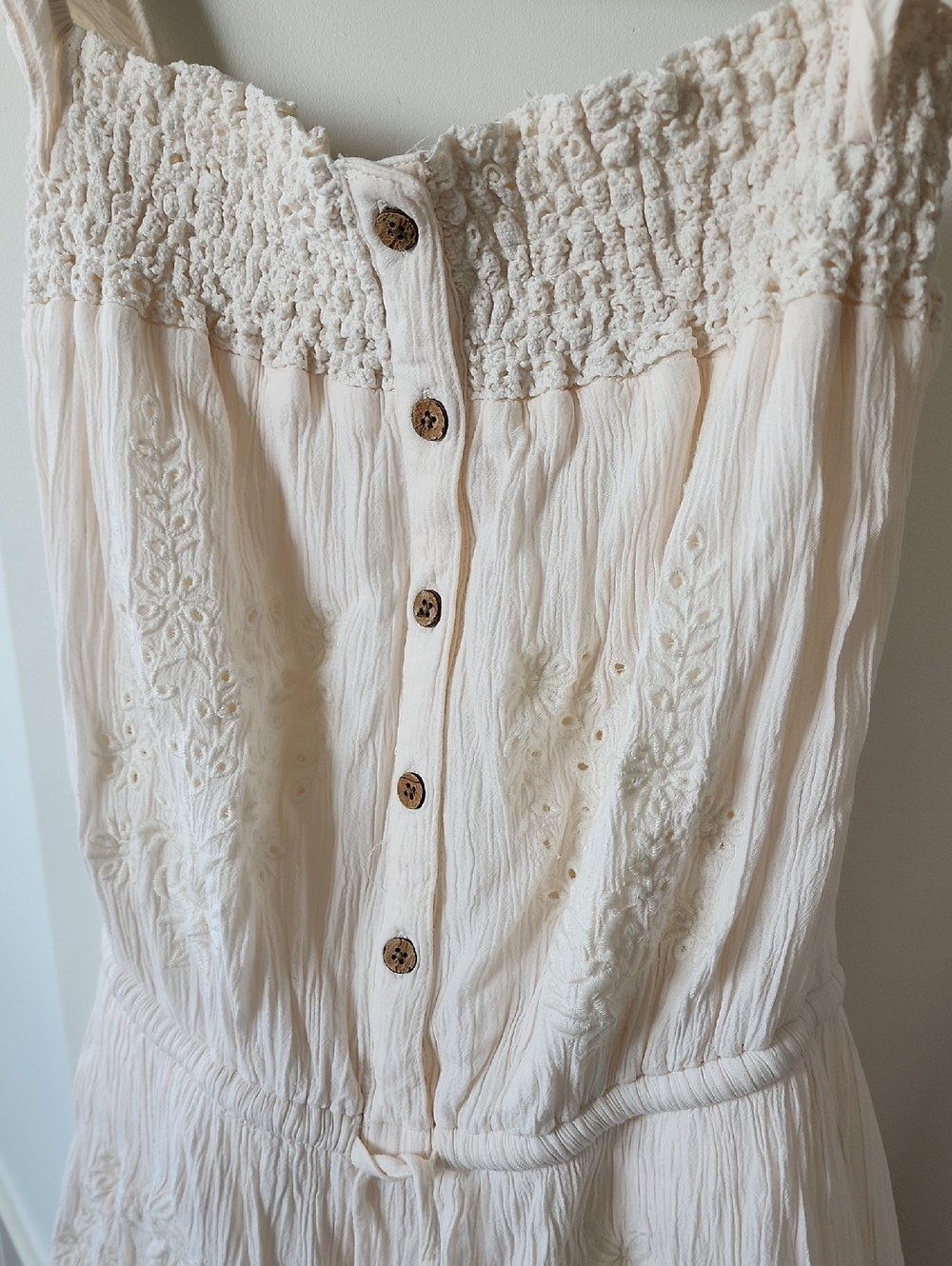 AE Cream Romper Xs - Picture 5 of 12